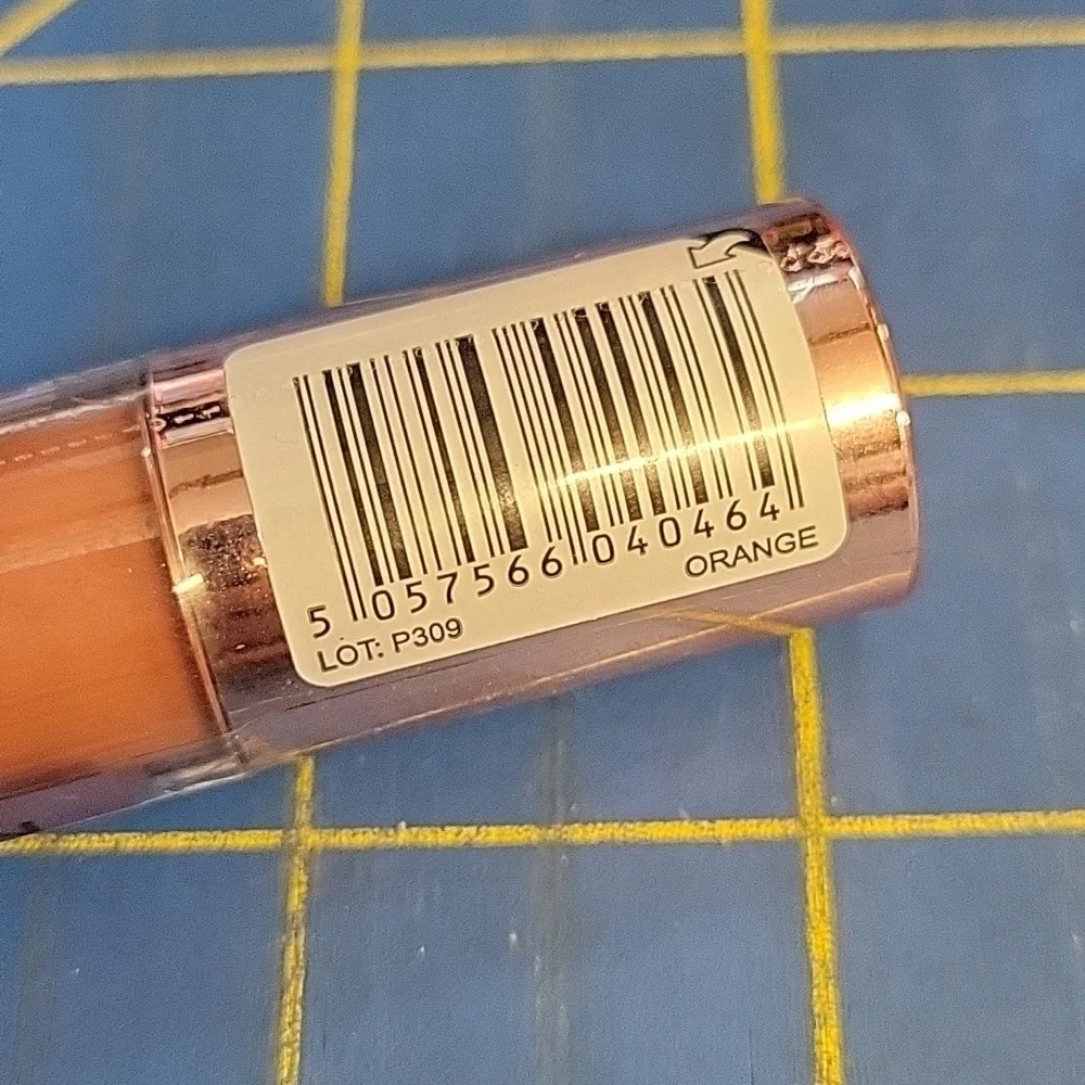 Revolution Conceal & Correct 4g New Sealed Tube Orange